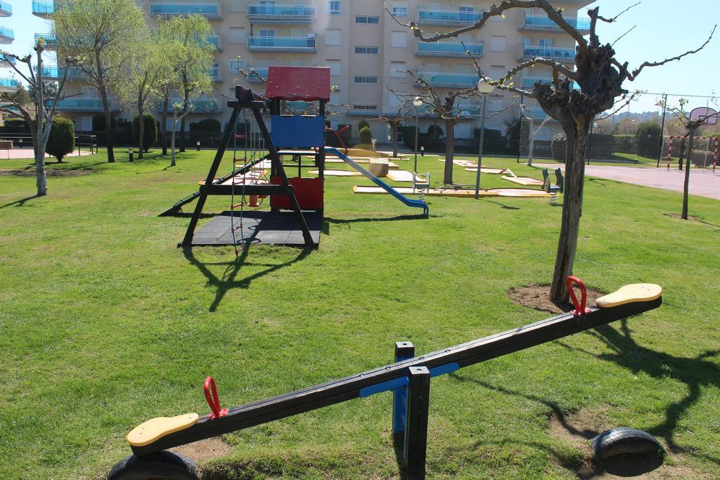 Los Juncos De Pineda Park Salou Esterno foto